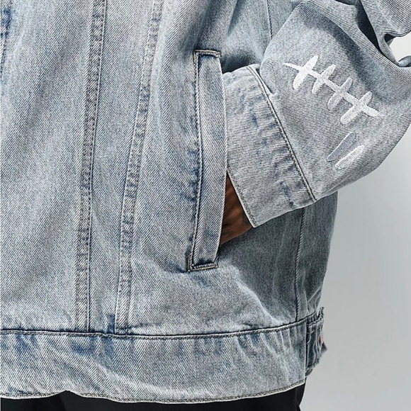 NWT Mens Salem7 Zumiez Light Wash Oversized Denim Jacket Y2K 90s - Picture 5 of 11